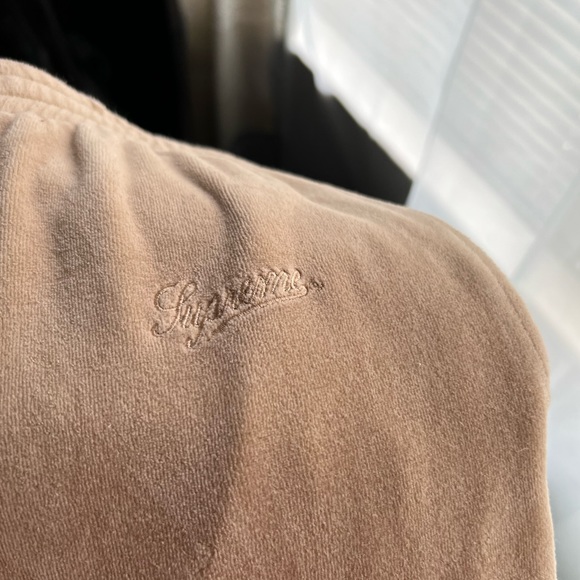 Supreme! - Picture 8 of 9